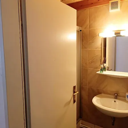 Ξενοδοχείο με διαμερίσματα - Zemlinski Payerbach