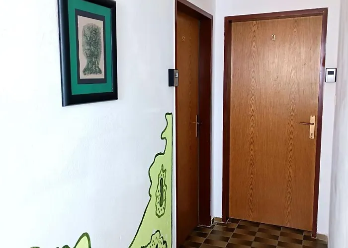 Apart Otel - Zemlinski 3*