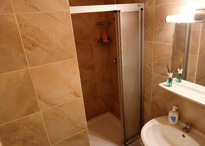 - Zemlinski Apart Otel